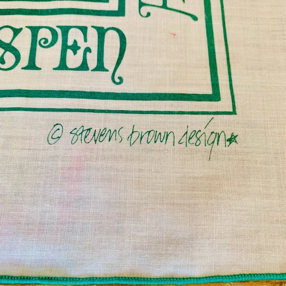 Aspen vintage resort Stevens brown design Green and White Scarf square